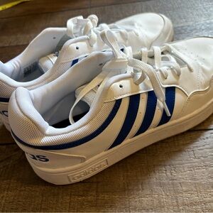Adidas Men's White and Blue Hoop Basketball Sneakers Size 10.5